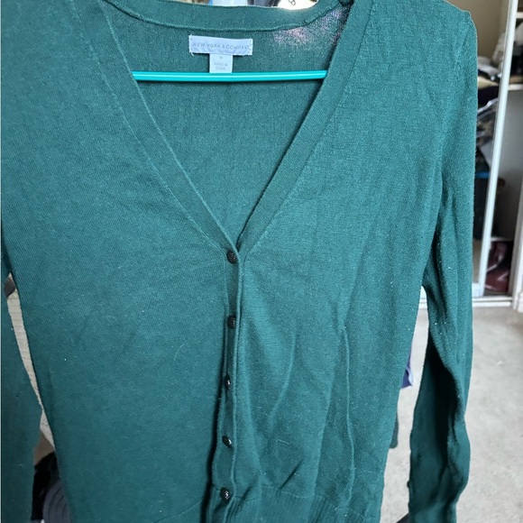 New York & Company Medium Sweater Green V-Neck Button Up Fancy Buttons - Picture 3 of 12